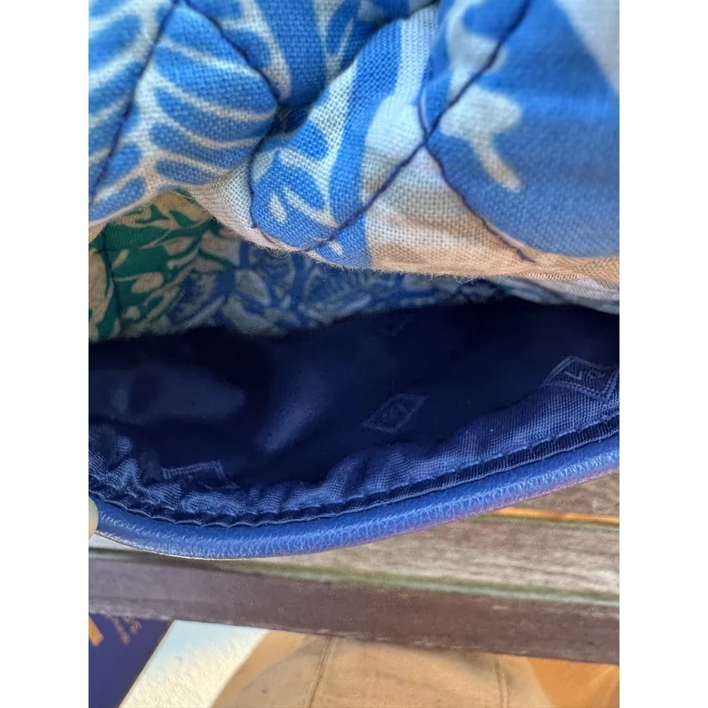 Vera Bradley Quilted Tote Bag Floral Blue Green Tan Large Carryall‎ Travel Beach - Picture 4 of 5